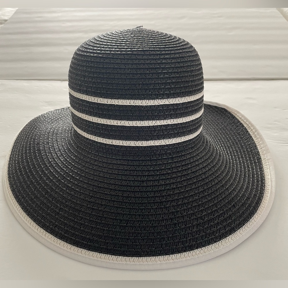 MAGID Straw Summer HAT Black/White Straw (Wide 4” Brim) NWT women’s